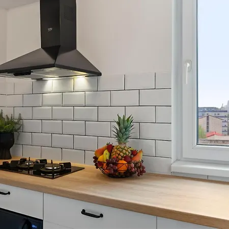 Victoriei 31 By Mrg *