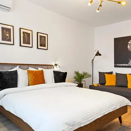 Victoriei 31 By Mrg * Bucharest