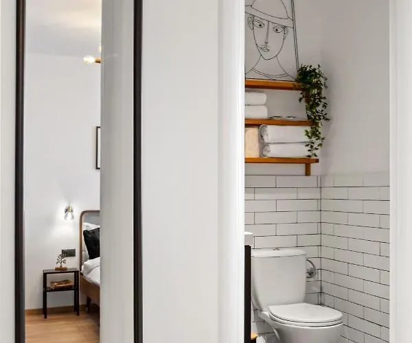 Victoriei 31 By Mrg Bucureşti