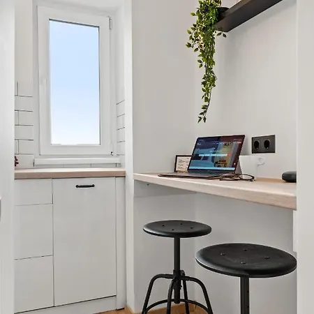 Victoriei 31 By Mrg * Бухарест